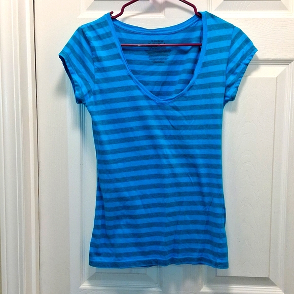 No Boundaries T-Shirt - Picture 1 of 7